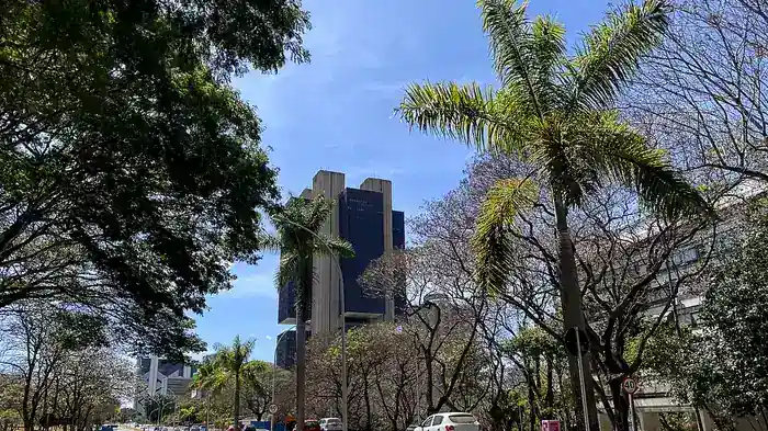 Sede do Banco Central do Brasil em Brasília — referência em direito bancário